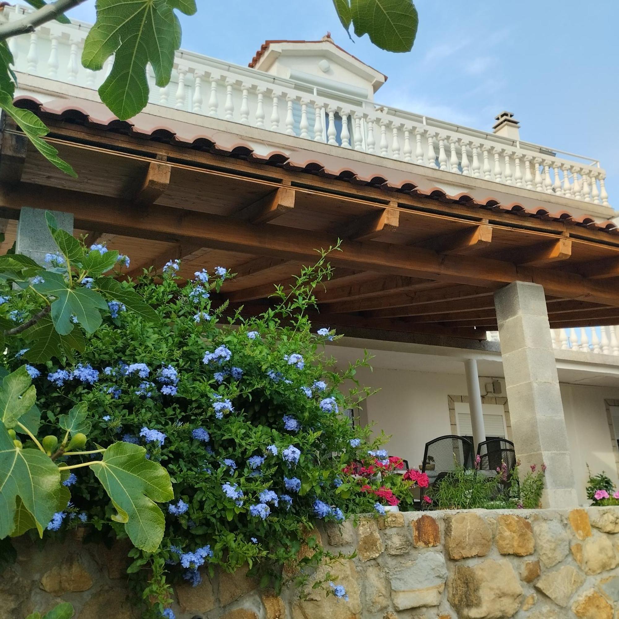 Apartmani Gero Lopar Exterior photo