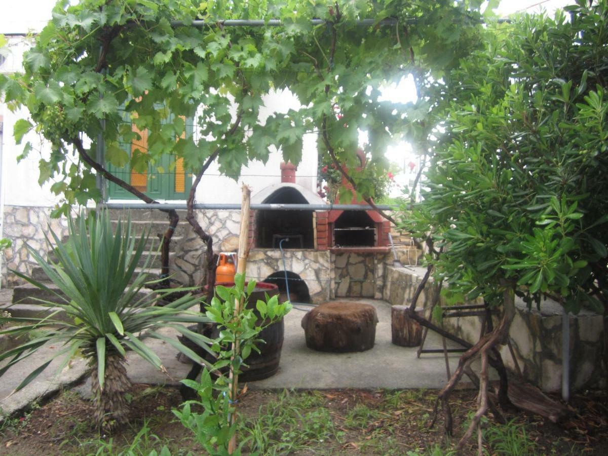Apartmani Gero Lopar Exterior photo